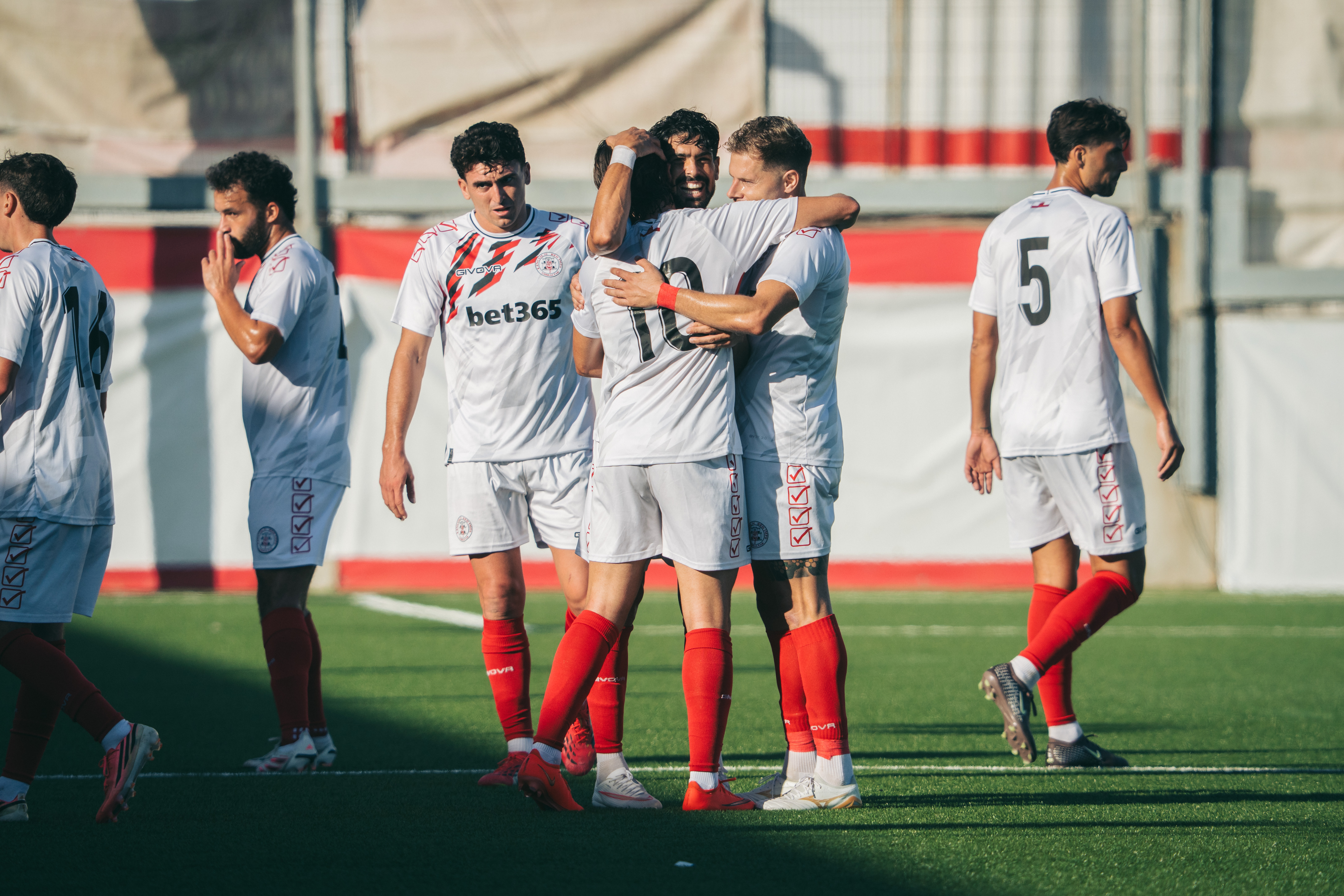 Lynx FC 1-2 Lincoln Red Imps